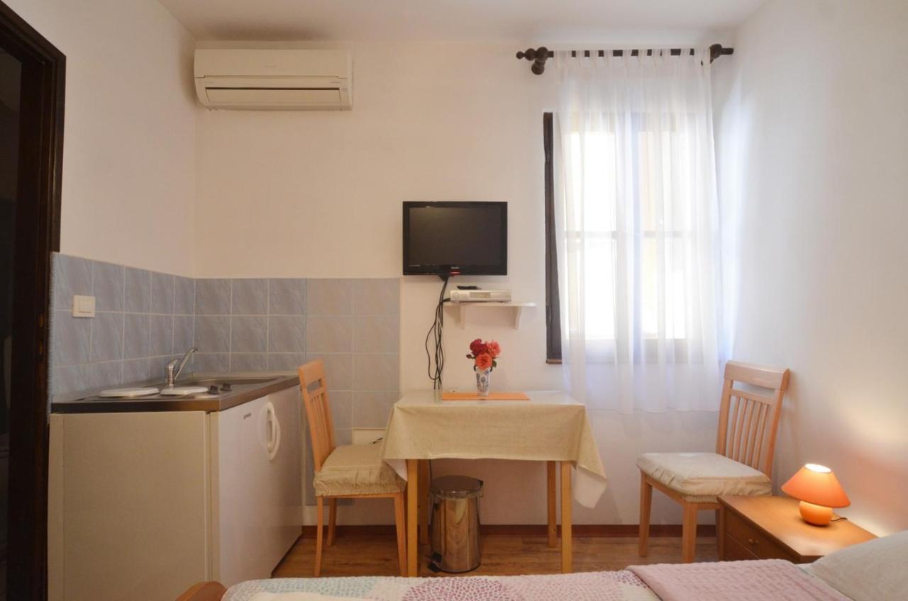 Andronella Studios Rovinj Eksteriør bilde